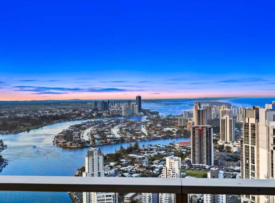 Exclusive Circle On Cavil Sub-Penthouse Luxury Apt - Hosted By Coastal Letting Голд-Кост Екстер'єр фото